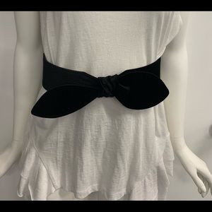 NWT: INC velvet bow belt